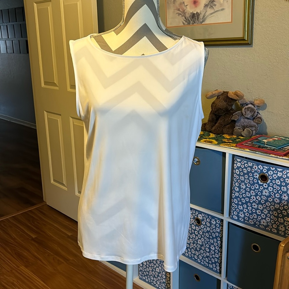 Charter Club white top